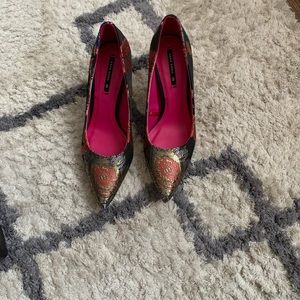 Zara brocade pumps size 5